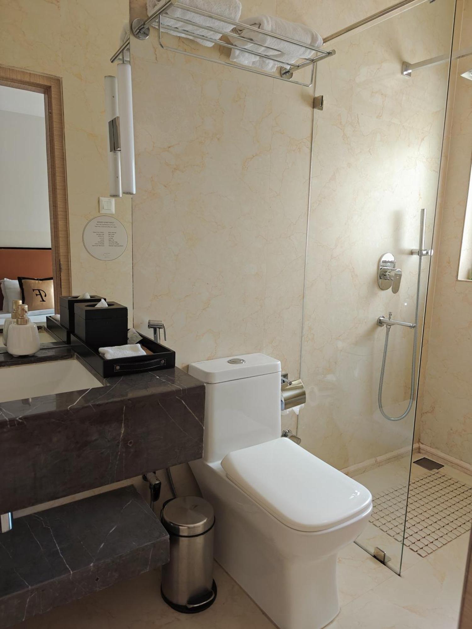 Shulem Boutique Hotel ดิมาปูร์ ภายนอก รูปภาพ