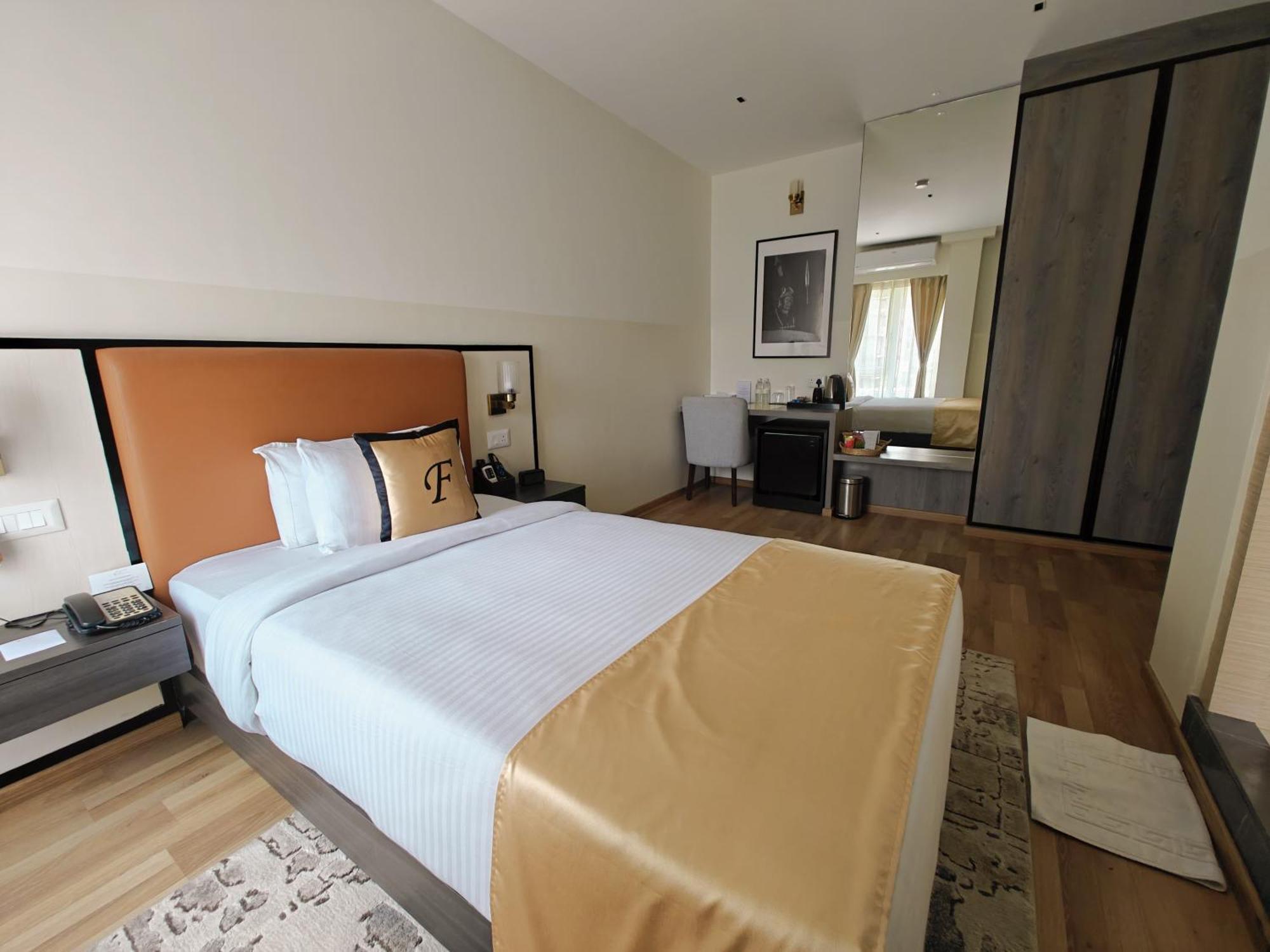 Shulem Boutique Hotel ดิมาปูร์ ภายนอก รูปภาพ